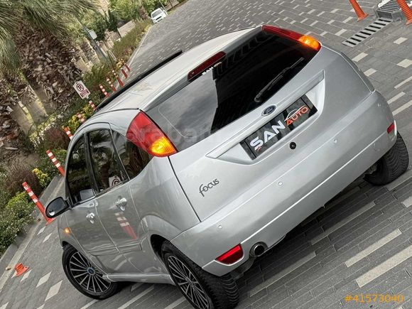 2000 Focus 1.6 Ghia KLİMA\SANRUF EN DOLUSU CAM GİBİ EMSALSİZ