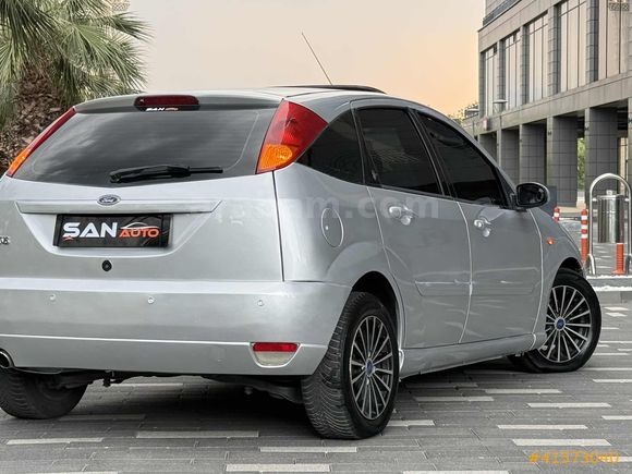 2000 Focus 1.6 Ghia KLİMA\SANRUF EN DOLUSU CAM GİBİ EMSALSİZ