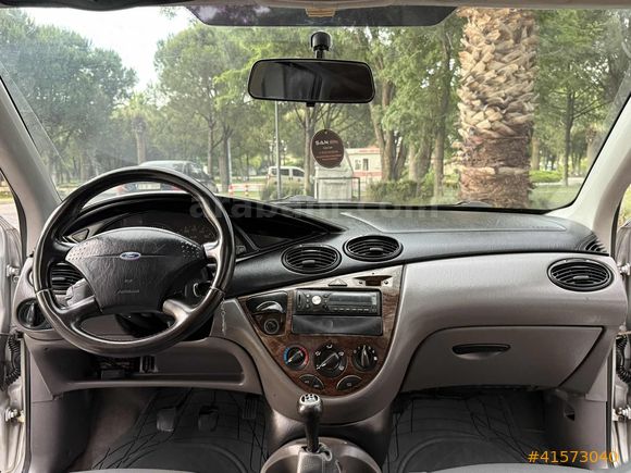 2000 Focus 1.6 Ghia KLİMA\SANRUF EN DOLUSU CAM GİBİ EMSALSİZ