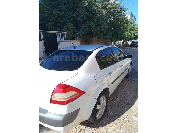 Sahibinden Renault Megane 1.6 Authentique 2006 Model
