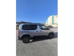 Sahibinden Peugeot Rifter 1.5 BlueHDI Allure 2023 Model  47.000 km Gri (Gümüş)