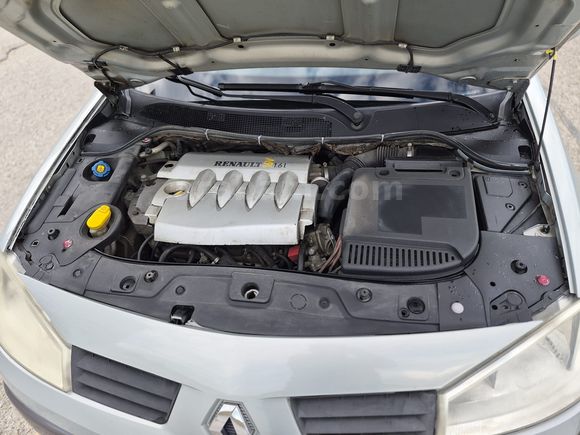 Sahibinden Renault Megane 1.6 Dynamique 2005 Model