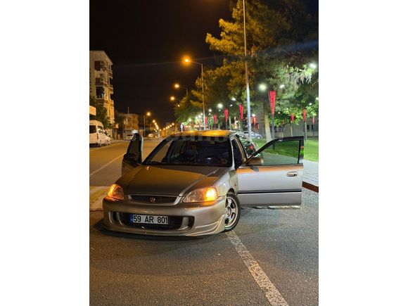 Sahibinden Honda Civic 1.6 i ES 2001 Model