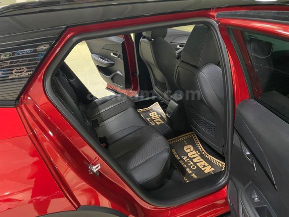 Sahibinden Peugeot 2008 1.2 PureTech GT 2023 Model