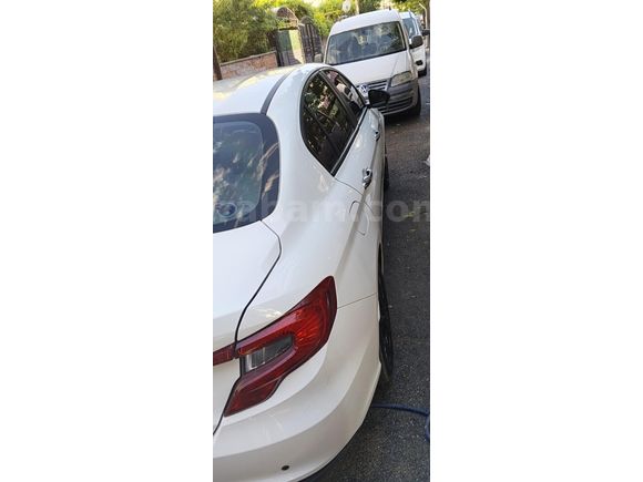 Sahibinden Fiat Egea 1.4 Fire Easy 2020 Model  77.400 km Beyaz
