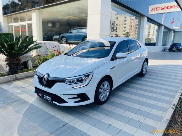"H2'DEN"KREDİ KARTINA%0 FAİZ-2021 MEGANE SEDAN 1.3 Tce JOY EDC