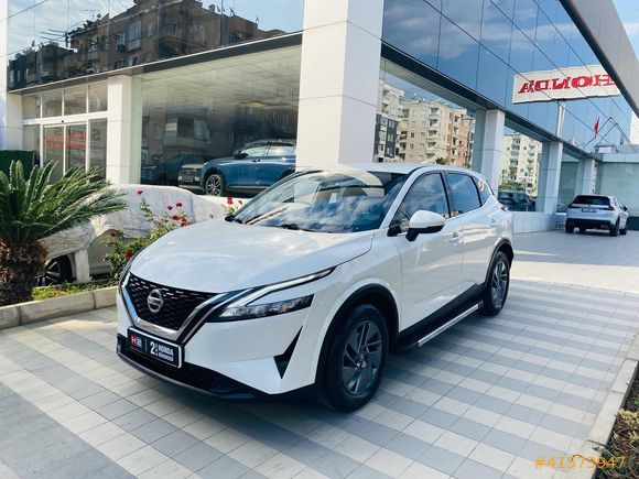 "H2'DEN"KREDİ KARTINA%0 FAİZ-2021 QASHQAI DIG-T TEKNA- MAKYAJLI