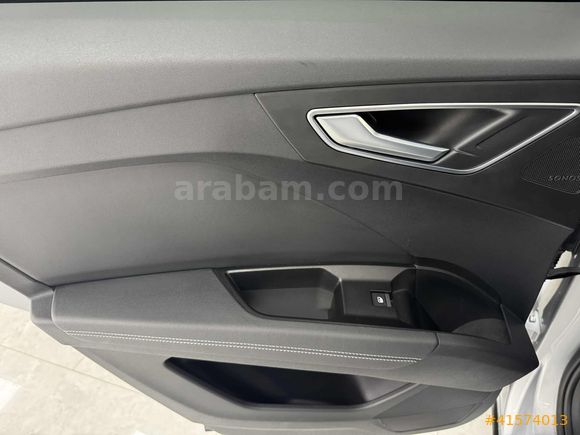 701 KM MENZİL AUDİ/Q4 SPORTBACK HATASIZ