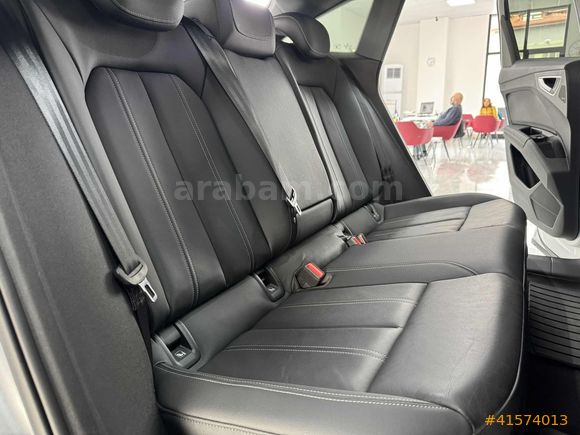 701 KM MENZİL AUDİ/Q4 SPORTBACK HATASIZ