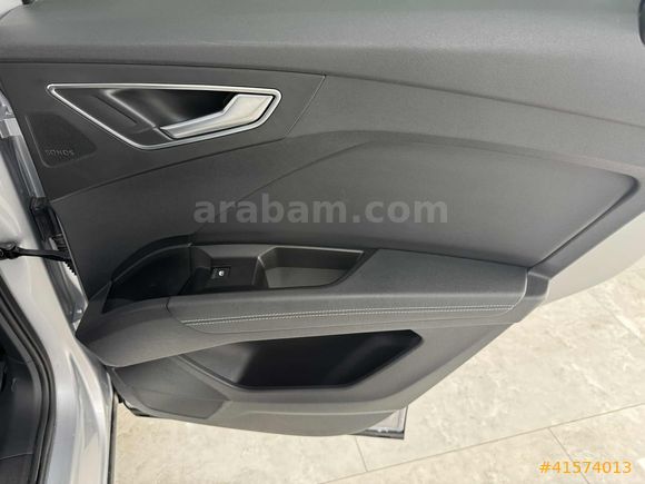 701 KM MENZİL AUDİ/Q4 SPORTBACK HATASIZ