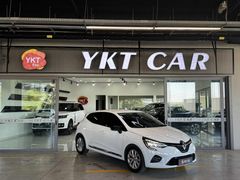 YKTCAR AUTOGROS 2023 43.000 KM CLİO TOUCH 1.0 TCE TURBOLU