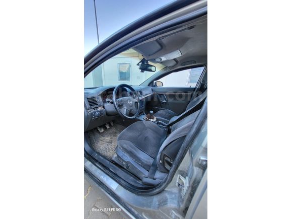 Sahibinden Opel Vectra 1.6 Elegance 2003 Model  340.000 km Gri (titanyum)