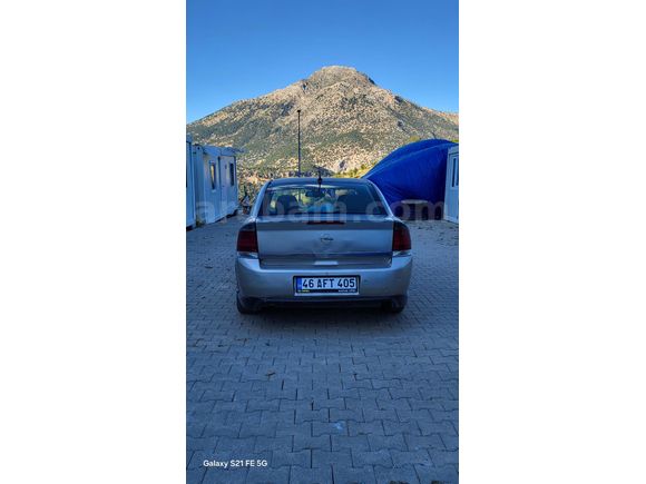 Sahibinden Opel Vectra 1.6 Elegance 2003 Model  340.000 km Gri (titanyum)