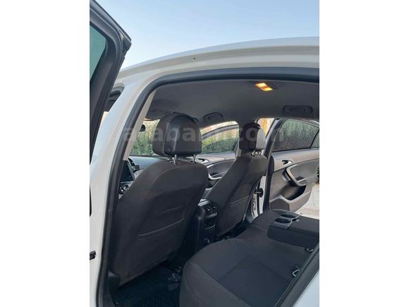 Sahibinden Opel Insignia 1.6 T Edition Elegance 2011 Model 