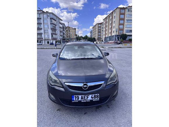 Sahibinden Opel Astra 1.6 Cosmo 2011 Model Çorum