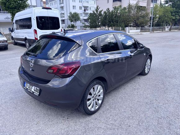 Sahibinden Opel Astra 1.6 Cosmo 2011 Model Çorum