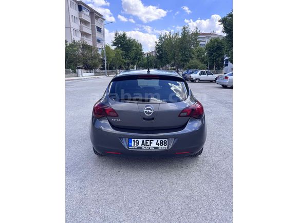 Sahibinden Opel Astra 1.6 Cosmo 2011 Model Çorum