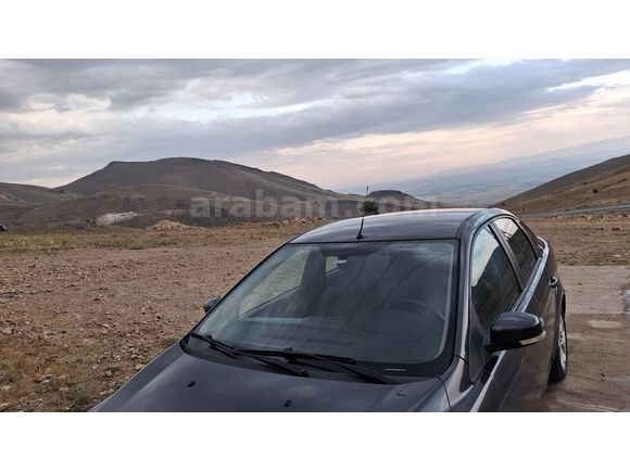 Otomatik Ford Focus 1.6 Collection 2011 Model 