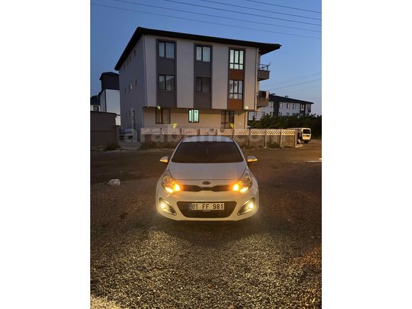 Sahibinden Kia Rio 1.4 CRDi Fancy 2013 Model 