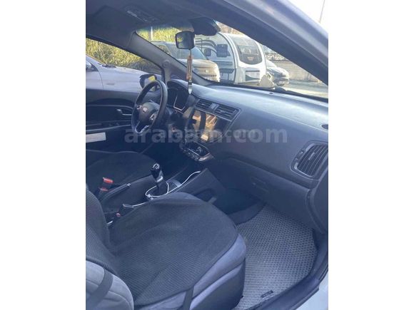Sahibinden Kia Rio 1.4 CRDi Fancy 2013 Model 