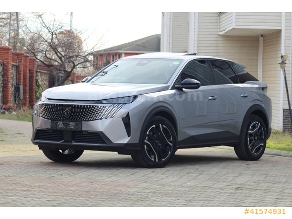 2025 BOYASIZ 3008 1.6 195 HP PLUG-IN HYBRİD ALLURE OTOMATK BAGAJ