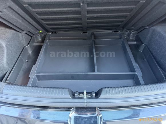 TR MOTORS ' DAN TEMİZ VE BAKIMLI CAM TAVANLI KİA CEED