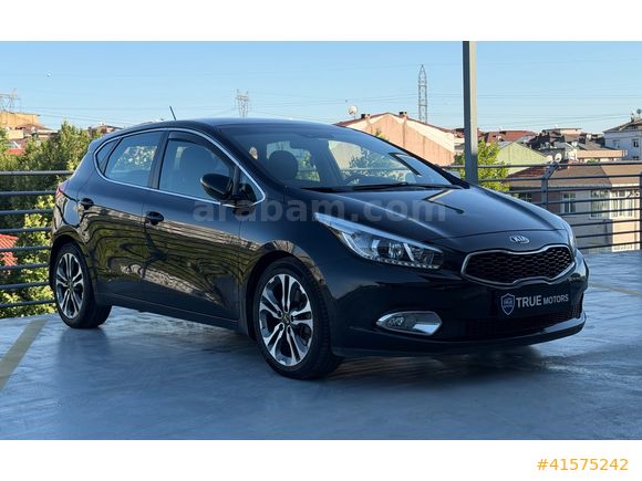 TR MOTORS ' DAN TEMİZ VE BAKIMLI CAM TAVANLI KİA CEED