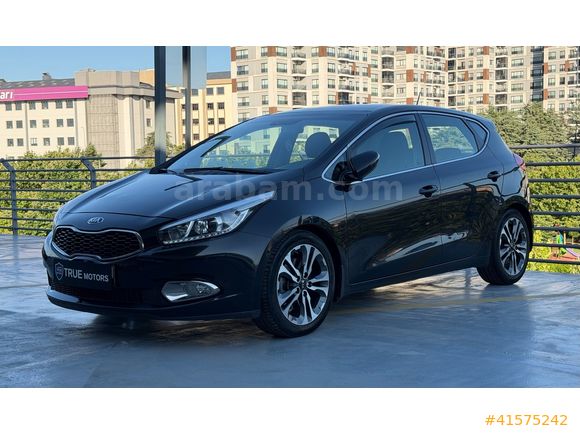 TR MOTORS ' DAN TEMİZ VE BAKIMLI CAM TAVANLI KİA CEED