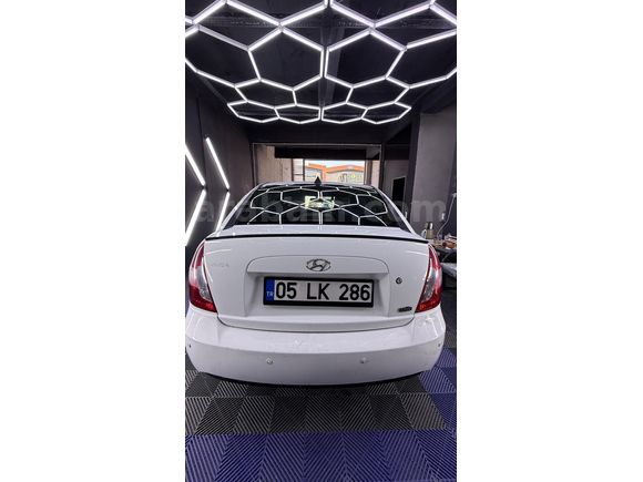 Sahibinden Hyundai Accent Era 1.5 CRDi-VGT Style 2007 Model