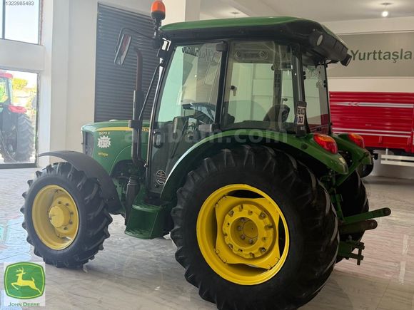 2015 MODEL JOHN DEERE 5075E 4WD KABİNLİ TRAKTÖR SATILIKTIR.