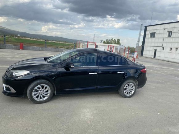 Sahibinden Renault Fluence 1.5 dCi Touch Plus 2013 Model Ankara 227.000 km Siyah