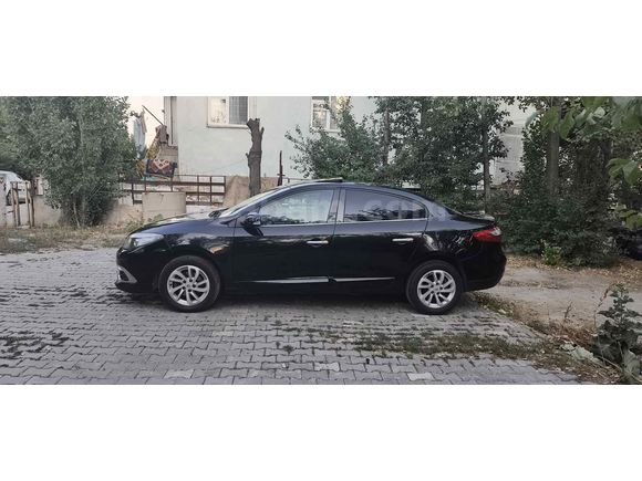 Sahibinden Renault Fluence 1.5 dCi Touch Plus 2013 Model Ankara 227.000 km Siyah