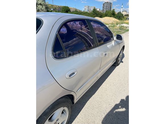 Sahibinden Hyundai Elantra 1.6 GLS 2000 Model 