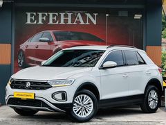 6.001'KM DE 2025 VOLKSWAGEN T-ROC 1.5TSI LİFE HATASIZ BOYASIZ