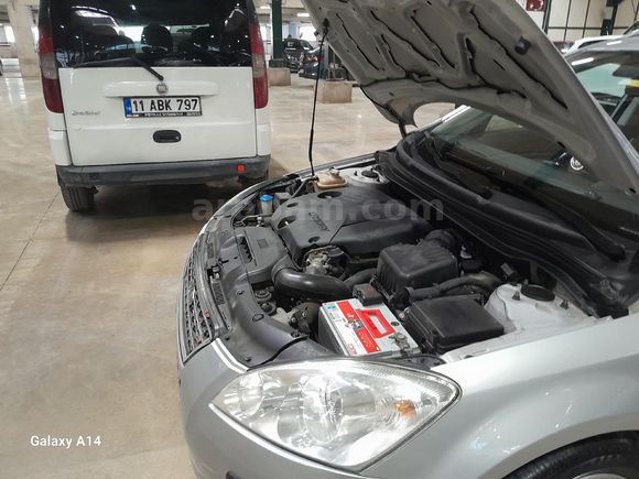Sahibinden Kia Ceed 1.6 CRDi Cool SW 2009 Model