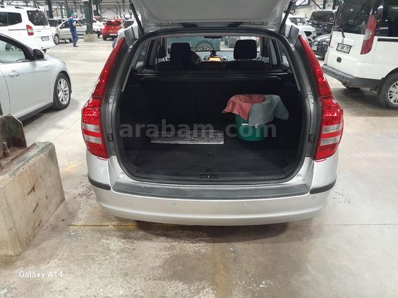 Sahibinden Kia Ceed 1.6 CRDi Cool SW 2009 Model