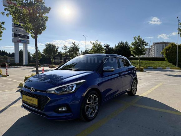BUDAKOĞLU'ndan DÜŞÜK KM HATASIZ HYUNDAİ İ20 OTOMATİK