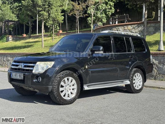 MNZ AUTO'DAN 2008 PAJERO 3.2DI-DC INSTYLE DAKAR SERİ HATASIZ 4X4