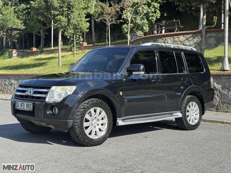 MNZ AUTO'DAN 2008 PAJERO 3.2DI-DC INSTYLE DAKAR SERİ HATASIZ 4X4