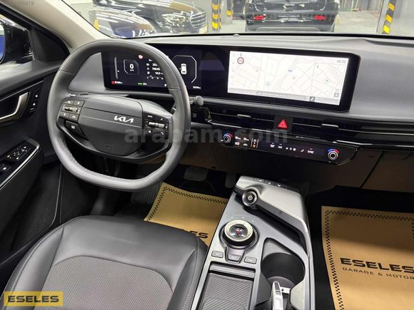 ESELES "25.000KM" Kia EV6 Elegance Cam Tavan Otonom Yacht Mavi