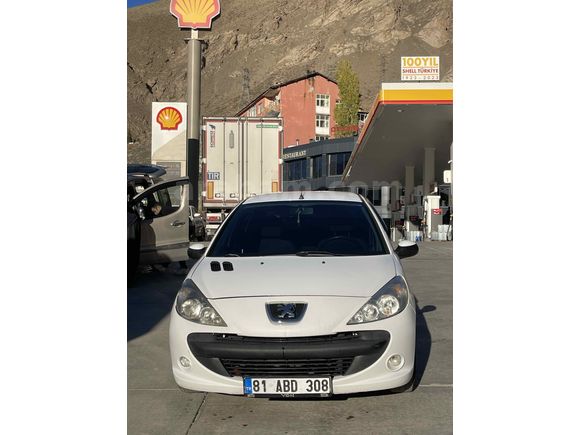Sahibinden Peugeot 206+ 1.4 HDi Urban Move 2012 Model 