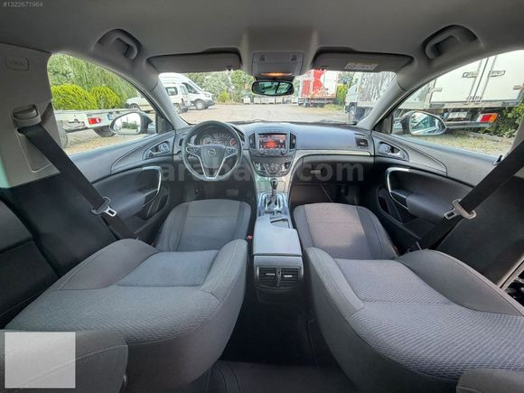 DEĞİŞENSİZ 2 PARÇA BOYALI DİZEL OTOMATİK FULL DİRİ BİR ARAÇ