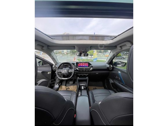 Sahibinden Hatasız Cam Tavanlı Citroen e-C4 X Shine Bold 2023 Model 
