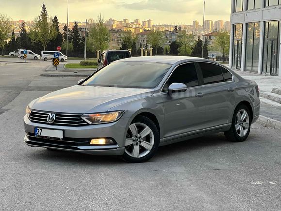 Sahibinden Volkswagen Passat 1.6 TDi BlueMotion Comfortline 2019 Model  265.000 km Gri