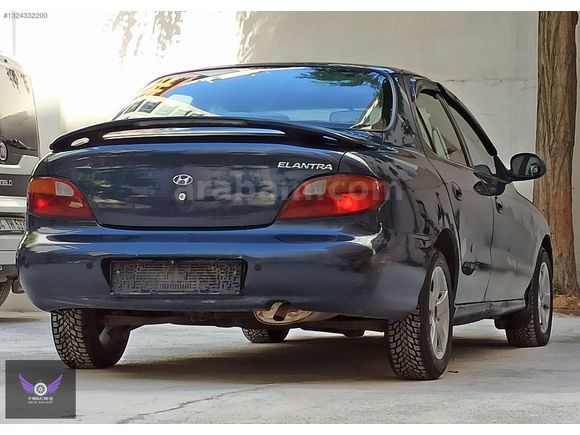 PARKGARAJ DAN 1.8 GLS ELENTRA