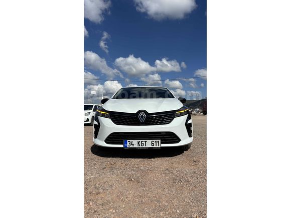 Sahibinden Renault Clio 1.0 TCe Evolution 2024 Model 