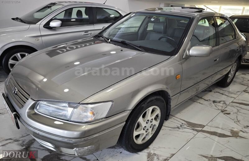 Galeriden Toyota Camry 3.0 GX 2000 Model İstanbul 183.500 km Gri