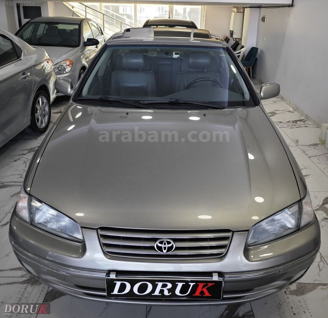 Galeriden Toyota Camry 3.0 GX 2000 Model İstanbul 183.500 km Gri 6