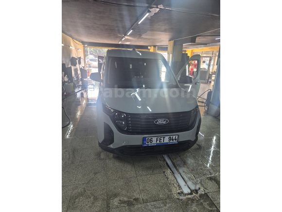 Sahibinden Ford Transit Courier 1.5 EcoBlue Trend 2025 Model