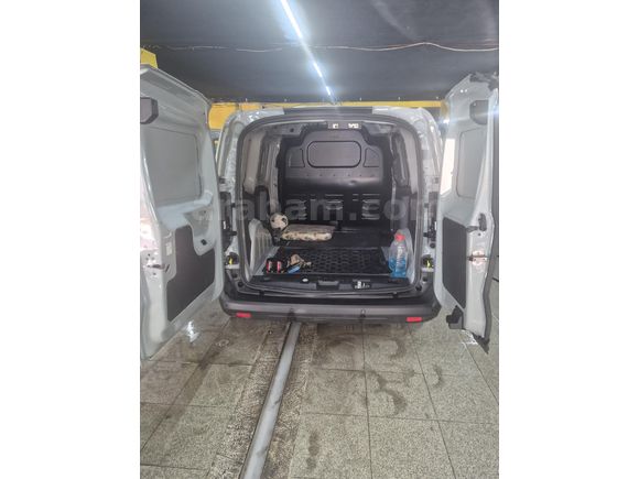 Sahibinden Ford Transit Courier 1.5 EcoBlue Trend 2025 Model